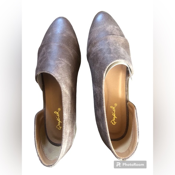 Qupid Tuxedo-68 Leatherette Pointy Toe Extreme Cut Out Ankle Bootie - Picture 7 of 12